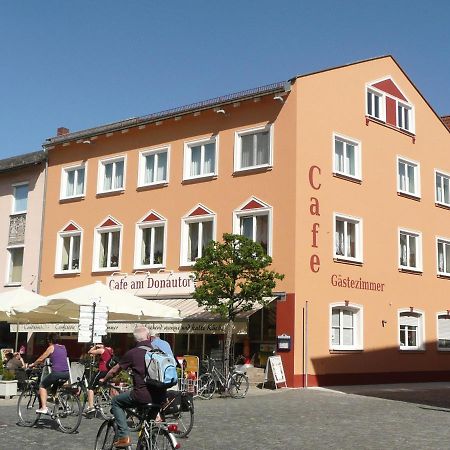 Cafe Am Donautor Hotel Kelheim Esterno foto